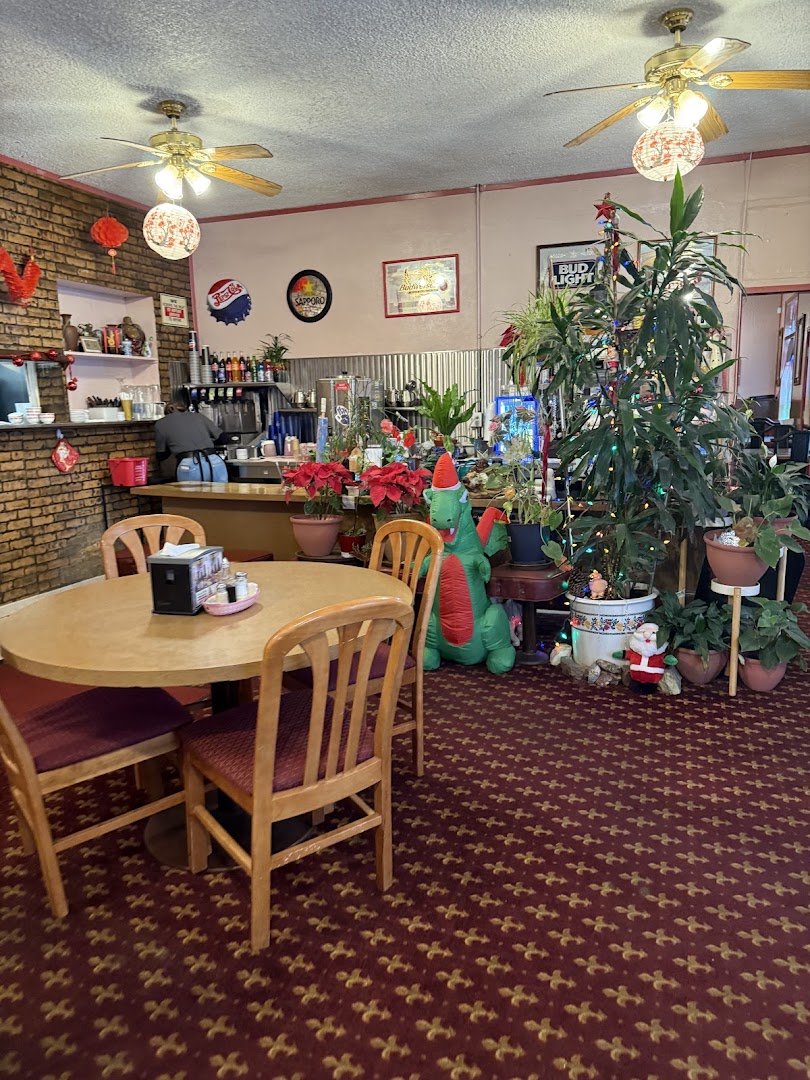 Chinese restaurant storefront in Lucerne Valley